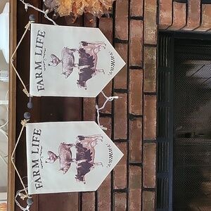 NWOT 2 cute animal hangers.